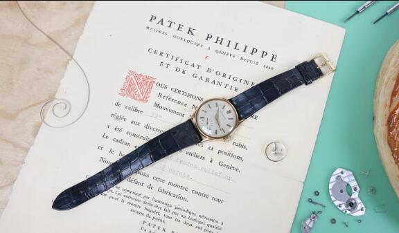 Objectif Horlogerie is giving away a second-hand Patek Philippe Replica in a Galette des Rois contest