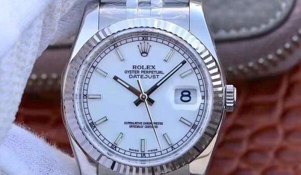 Why Is It So Expensive To Repair A Fake Rolex At The Replica Watches Shop?